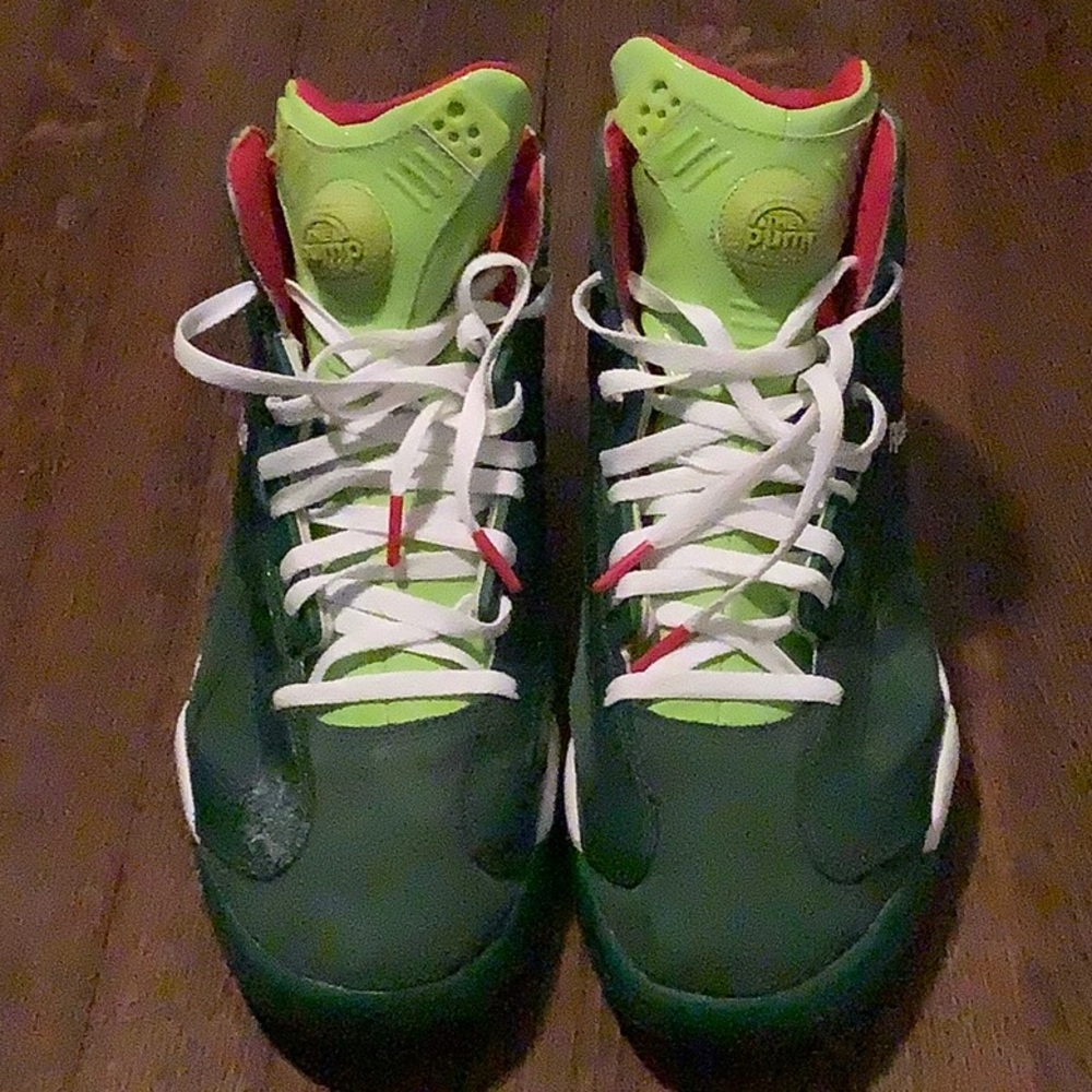 Reebok Shaq Christmas